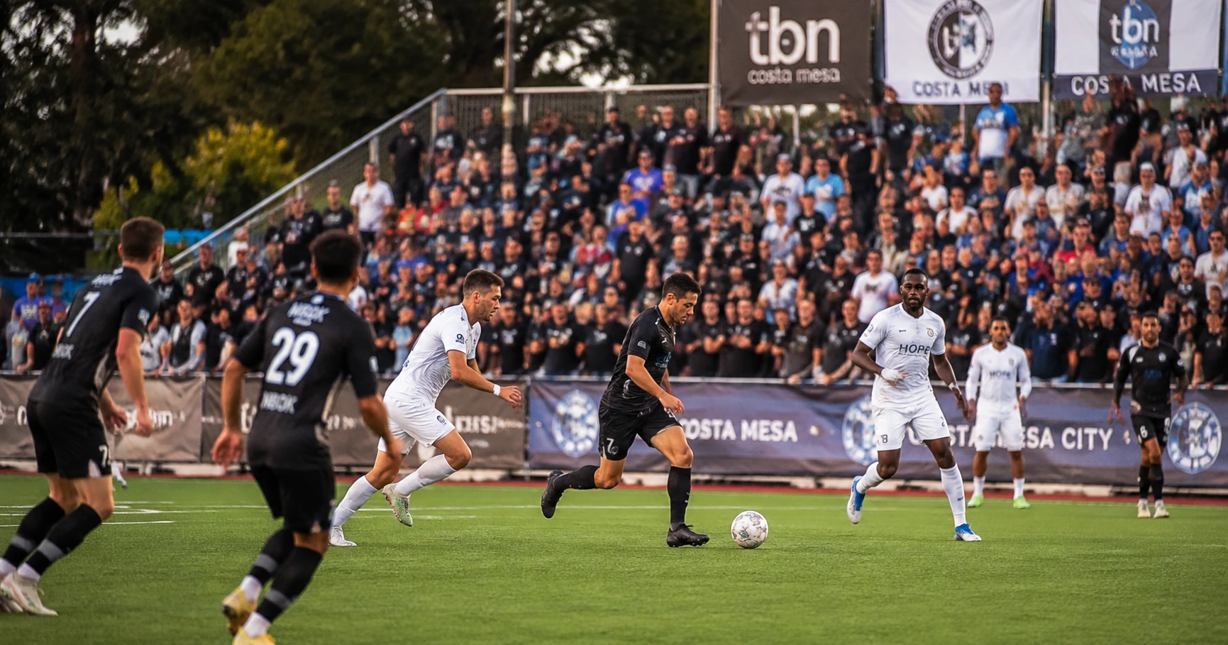 Vì Sao tbn costa mesa Luôn Thu Hút Người Hâm Mộ? - image 2